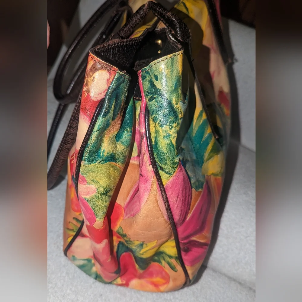 Maurizio Taiuti floral leather tote bag.